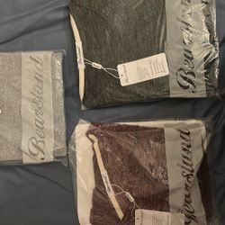 Bearsland Woman’s Tops