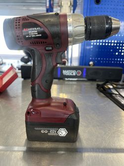 Matco infinium Drills Batteries And Charger
