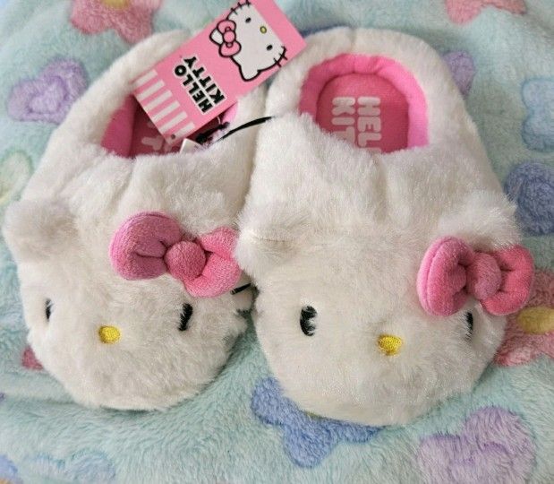 Sanrio Slippers Big Girls Size 4-5