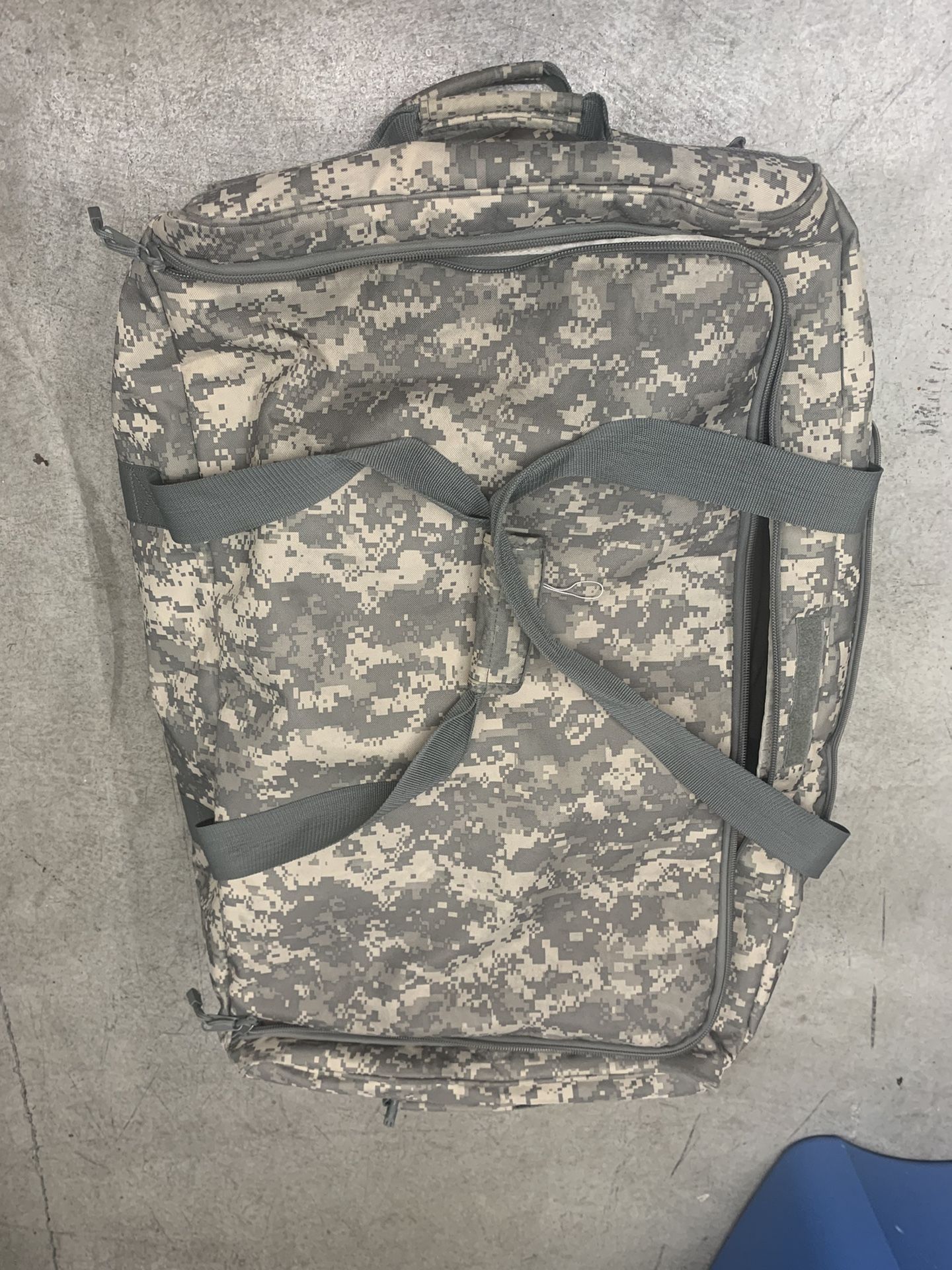 Army duffle bag