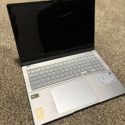 ASUS Vivobook