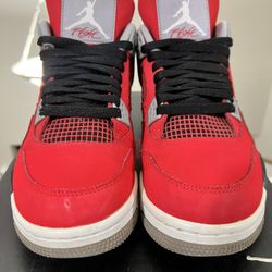 Toro 4 Jordan 