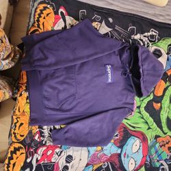 Supreme hoodie