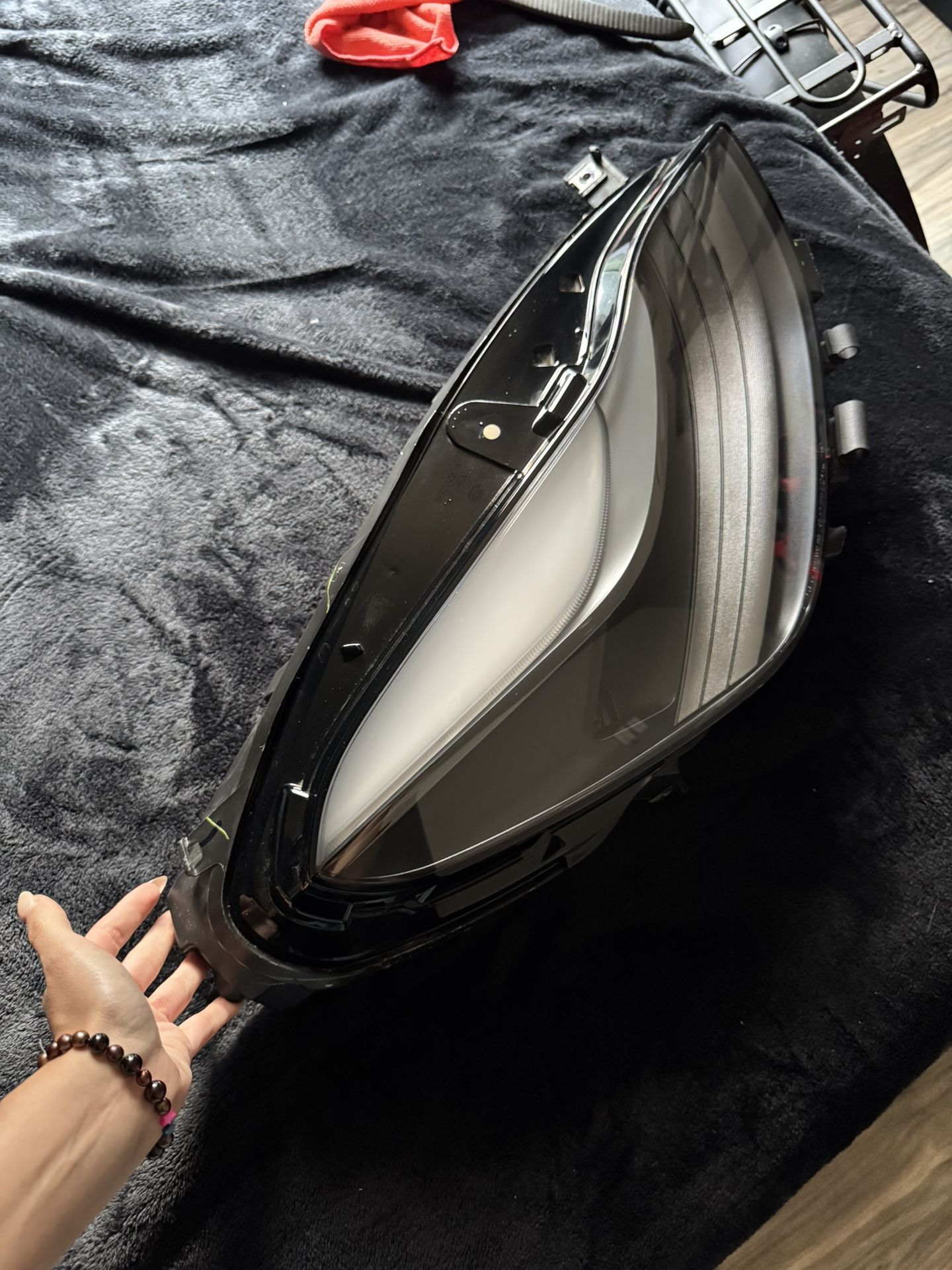 2021-2023 Tesla Model 3/Y LED Projector Right Side Headlight 1514953-00-D