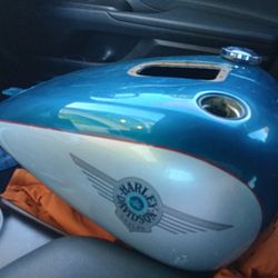 Harley Davidson Gas Tank (Springer softtail,Fat Boy...