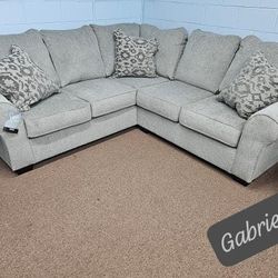 Claireah Umber  Sectional Sofa Ashley 