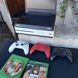 2020 Xbox One S 1000GB Has Games installed Plus GTA 5 GTA 3 GTA VICE CITY GTA SAN ANDRESS. 3 original controller for $280! Firm... or Trade are welcom