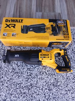 SAWZALL DEWALT TOOL ONLY