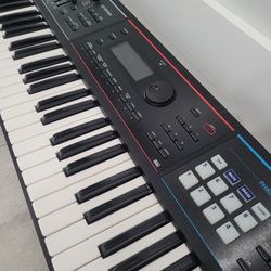 ROLAND JUNO-DS Keyboard Synthesizer