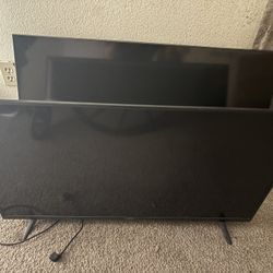 2 Tv Both Working  Samsung And 1 Is Vizio 