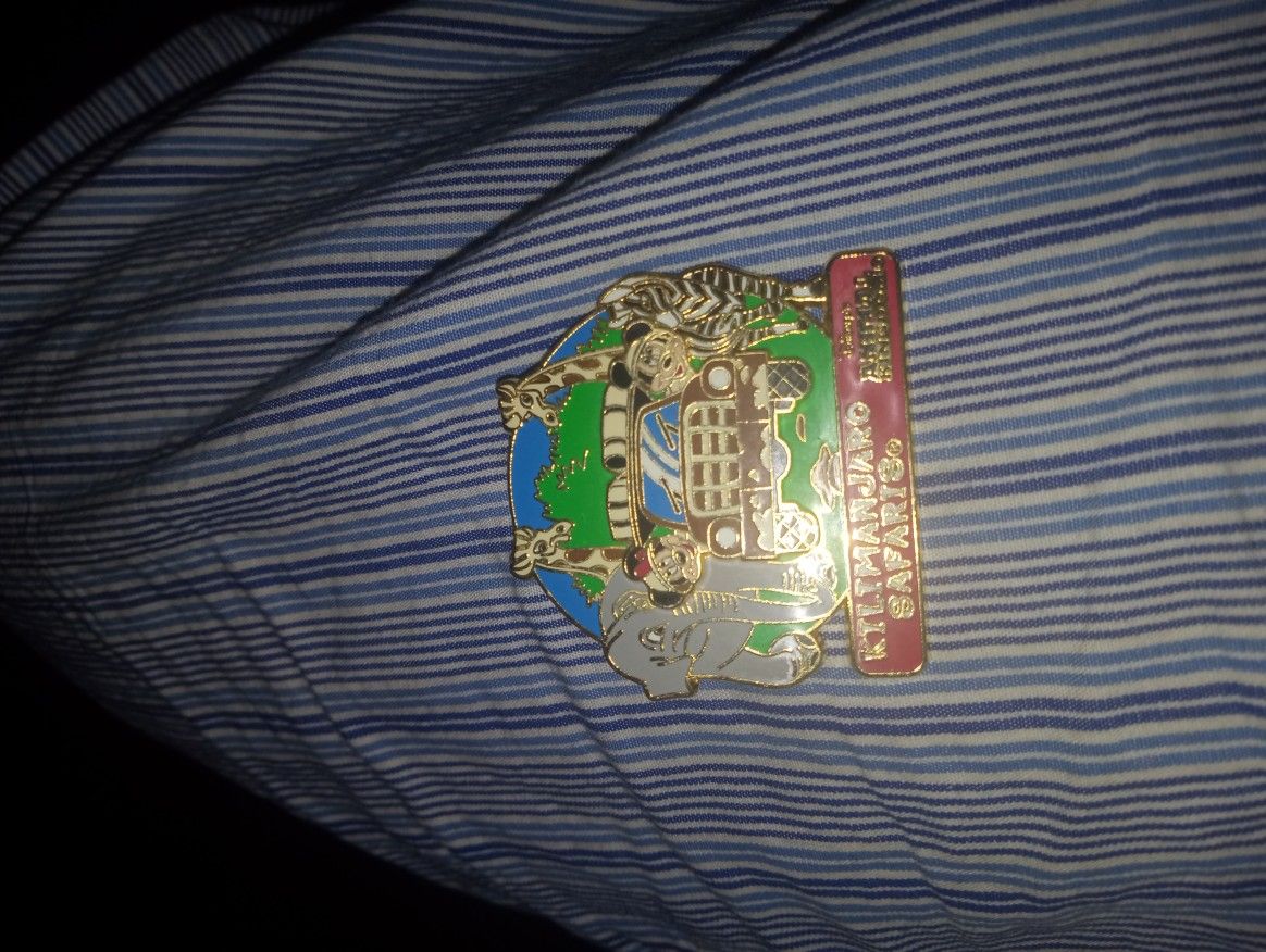 WDW Kilimanjaro Safaris Expedition Mickey Minnie Disney Pin Parks Collection.