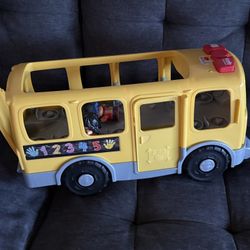 Fisher price Little People Bus