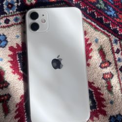 iPhone 11 White 