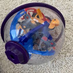 Kids toys puzzle maze ball game 