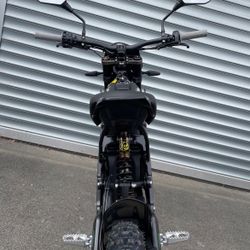 SUR-RON Light Bee L1e Black 2025