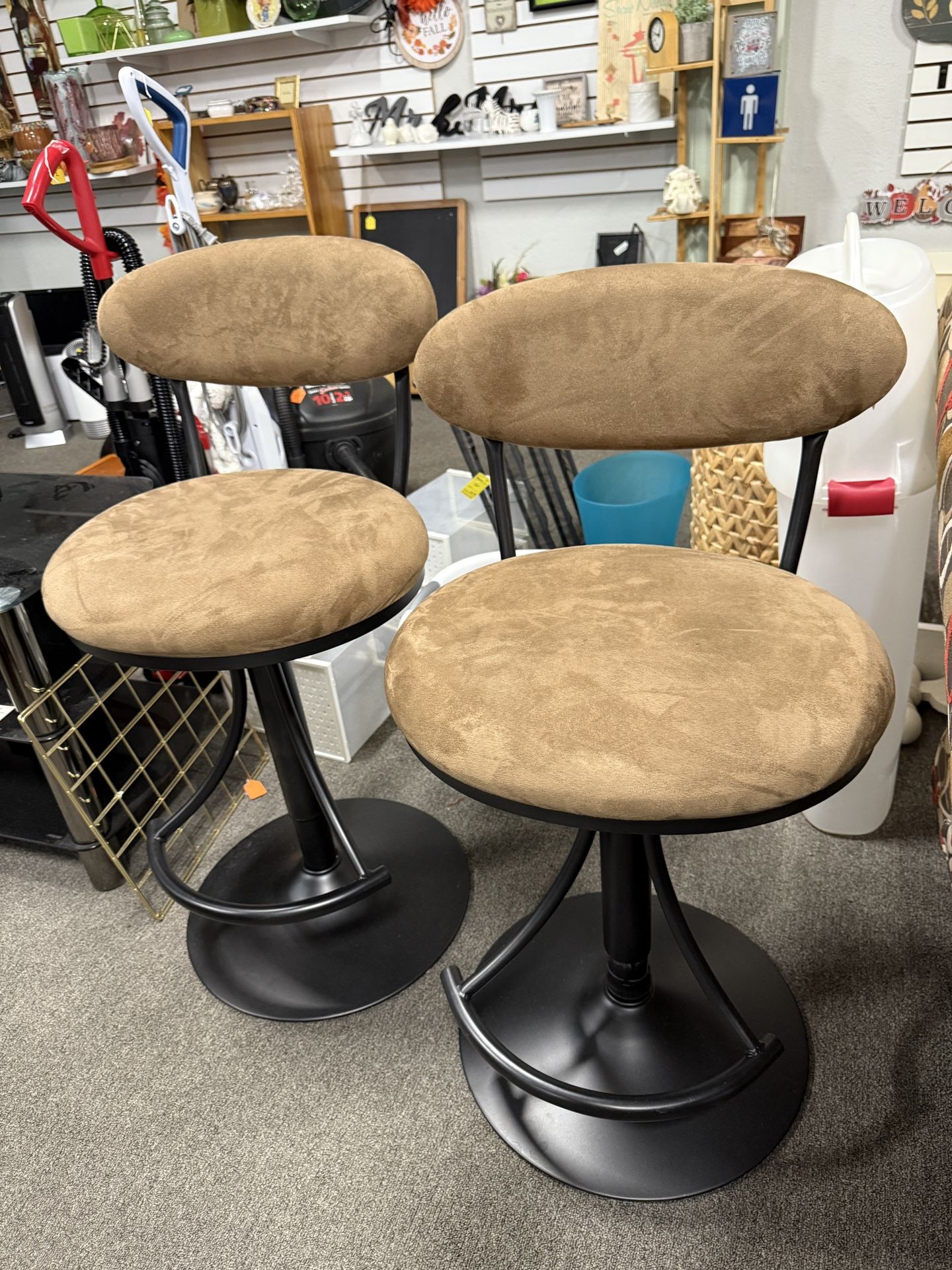 Hillsdale Furniture Set Of Adjustable Chocolate Bar Stools