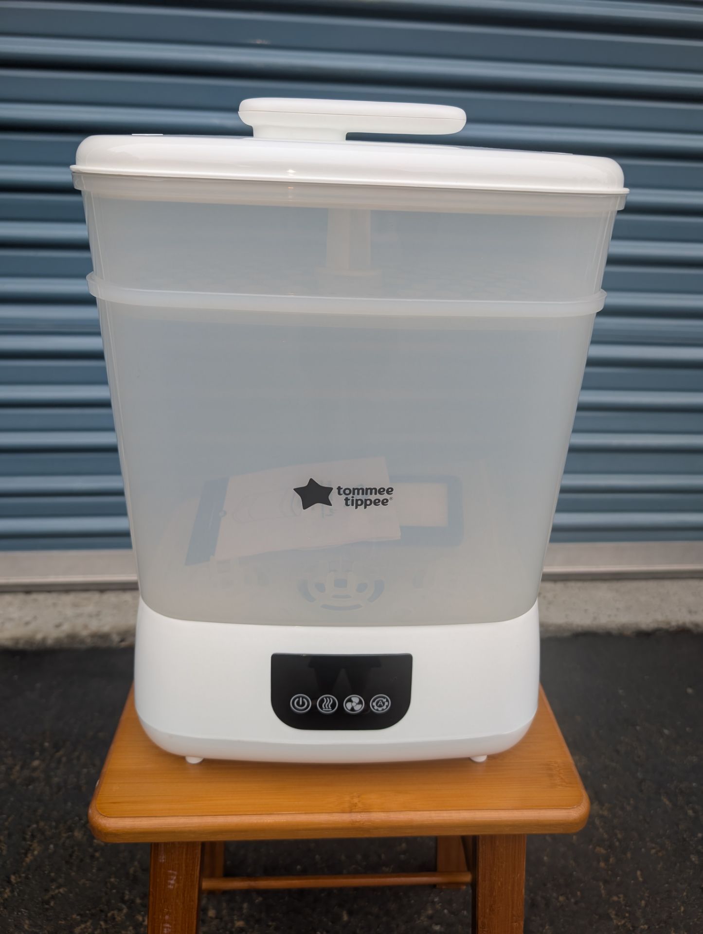 Tommee Tippee Advanced Steri-Dry Electric Steam Sterilizer and Dryer for Baby BottlesKey Features