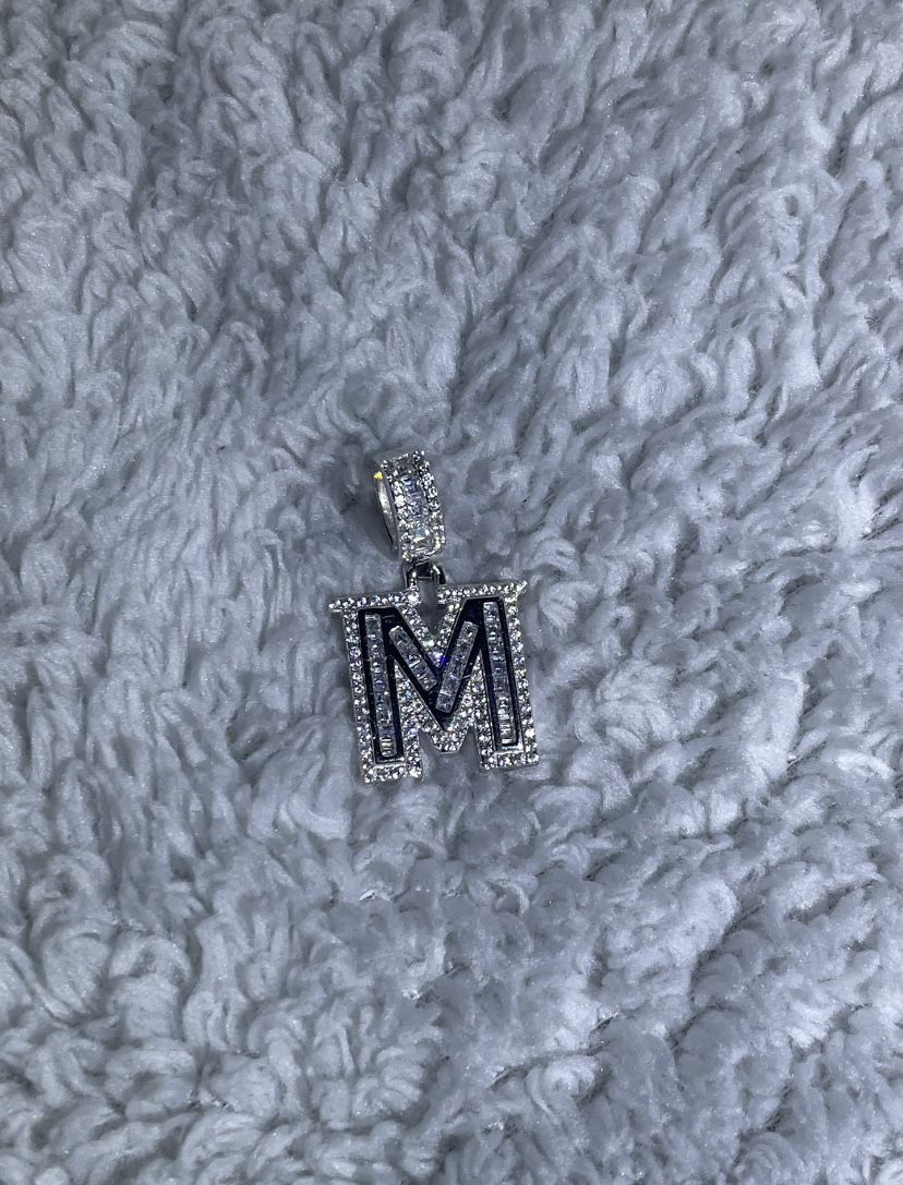 Custom “M” pendant (925 silver)