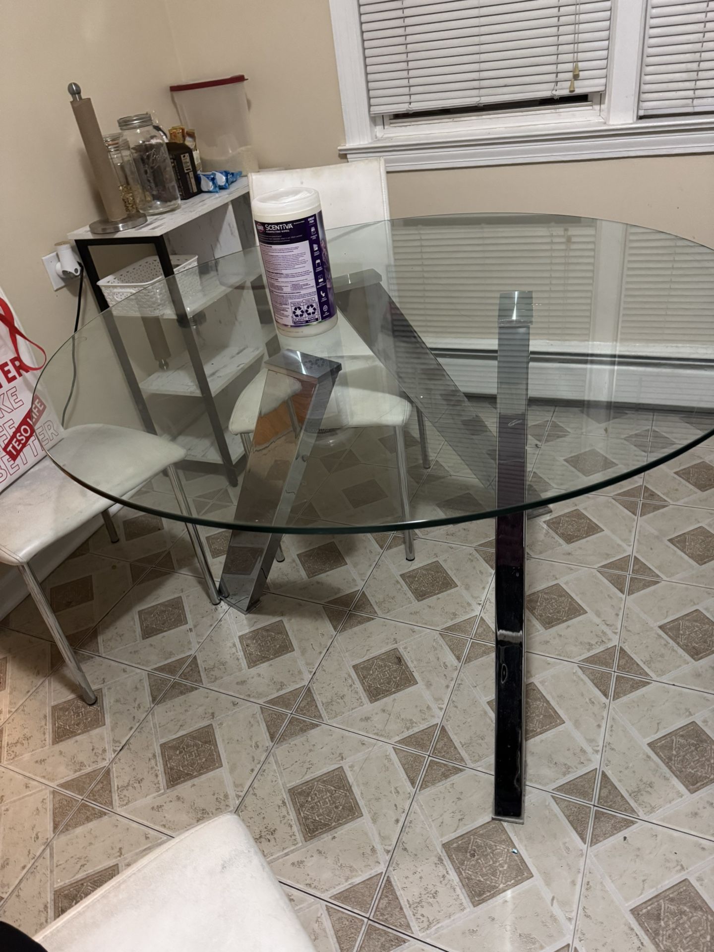 Glass Round Table