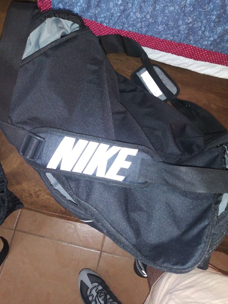 Nike duffle bag