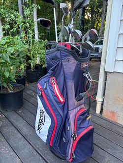 Titleist Golf Bag with Full Set of Clubs