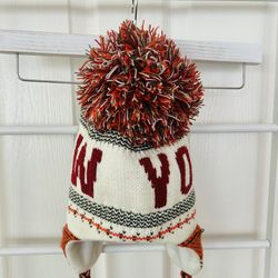 Unisex Vintage Style New York Beanie with Large Pom Pom Topper