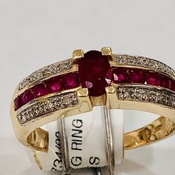 14K YELLOW GOLD RING,DIAMONDS+RUBIES