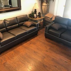 New Couch / Love Seat .  Espresso Or Black Leather .  Free Delivery !
