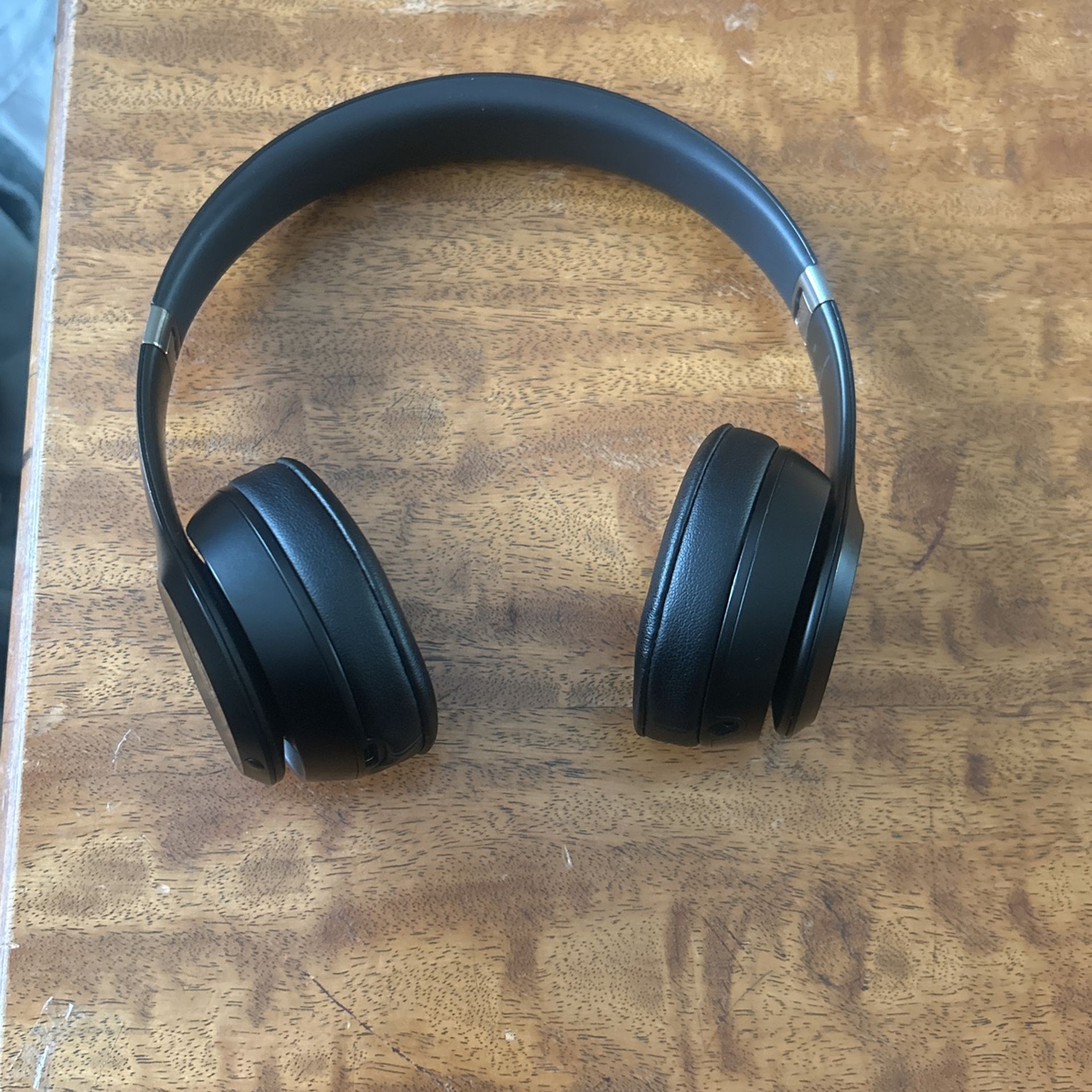 Beats Solo 4