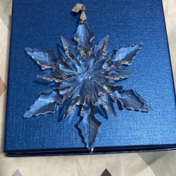 2024 Annual Edition Crystal Snowflake Christmas Ornament Pendant Star