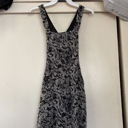 Short Dress M