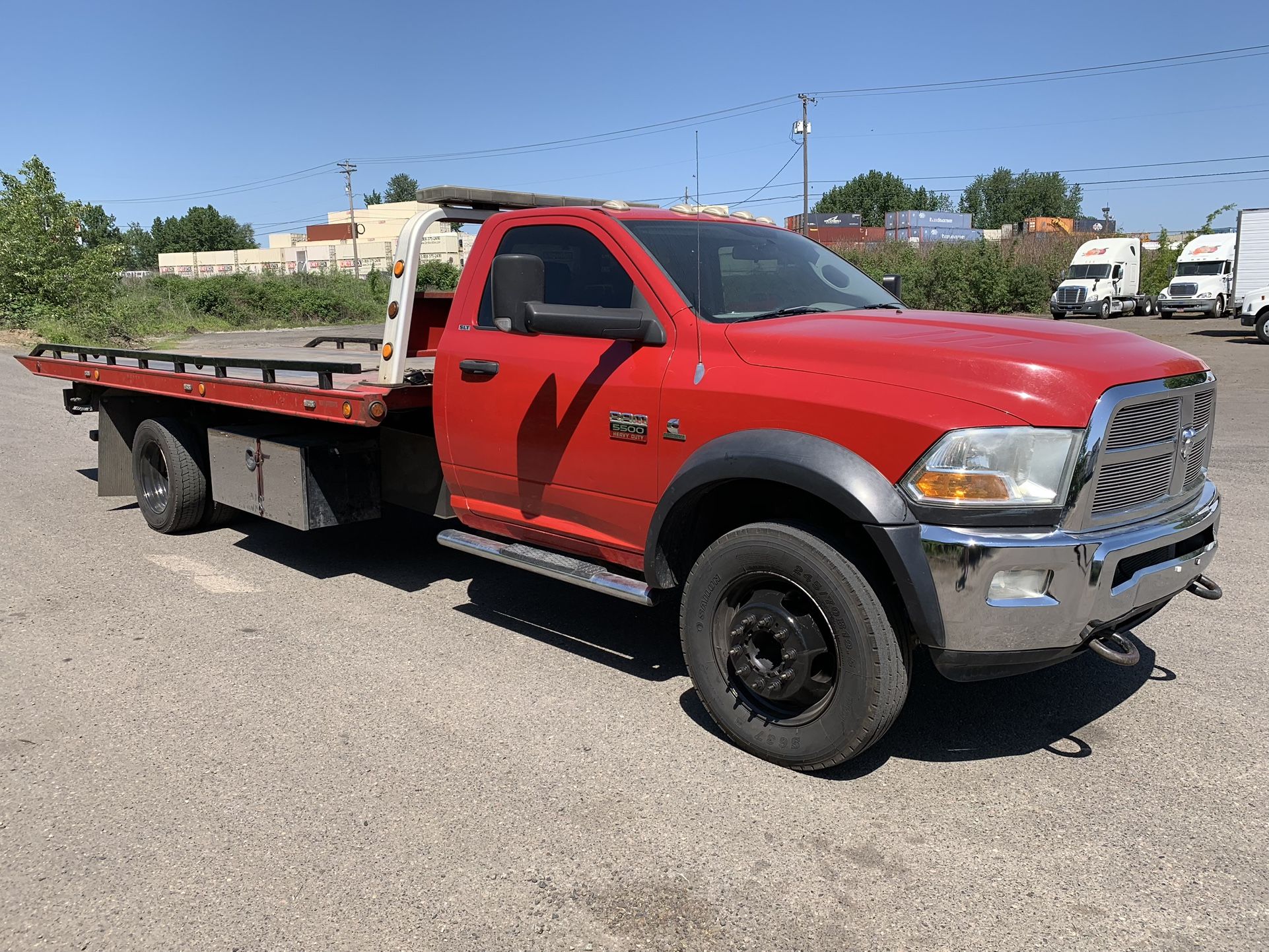 11 Ram 5500 Flatbed Tow Truck