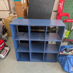 Shelves - 9 Hole Cubby