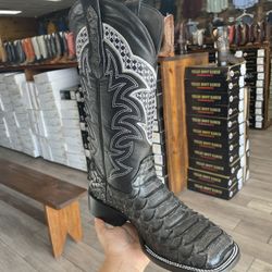 mens western boots