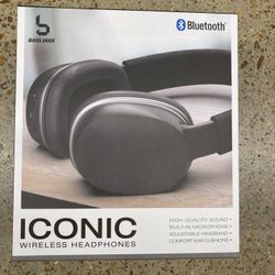 NWT Bluetooth wireless headphones