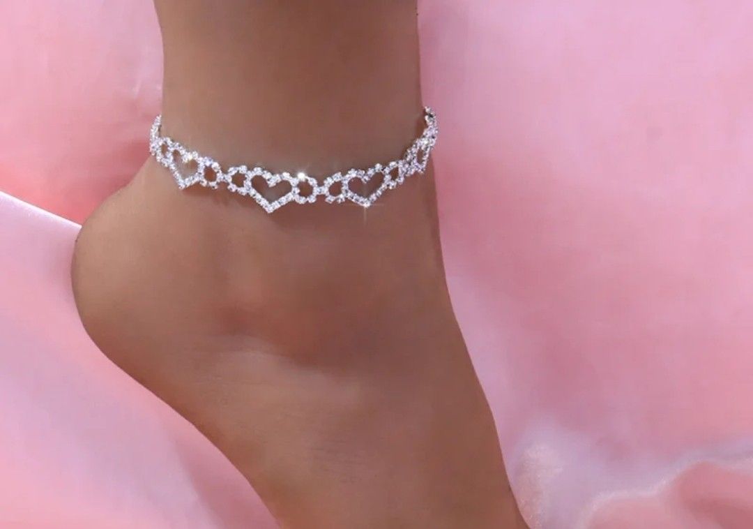 Rhinestone Heart Anklet
