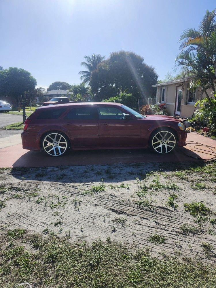 Dodge Magnum
