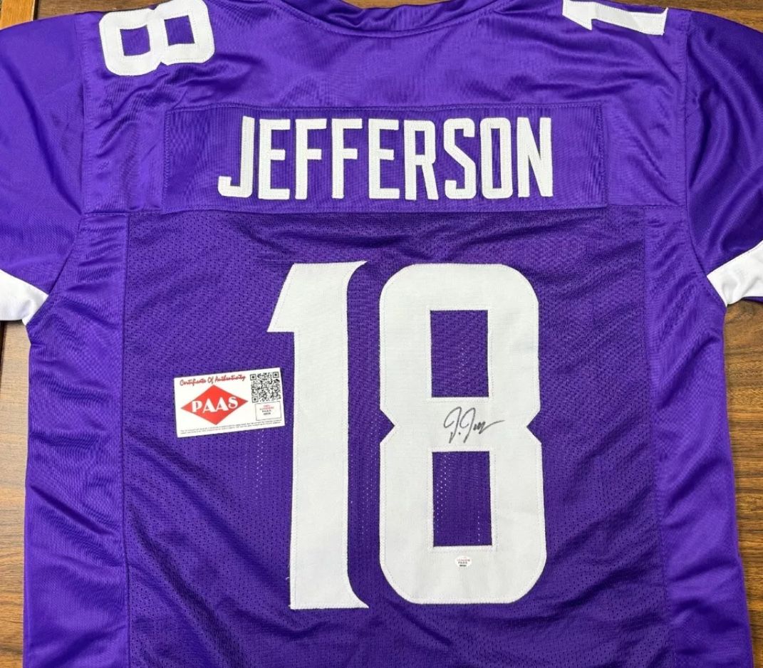 JUSTIN JEFFERSON Signed Autographed Minnesota Vikings Jersey | COA