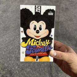Mickey Family Keychain Pop Mart