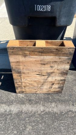 2   Free small wood pallets
