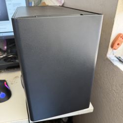 Intel Gaming PC - i5 12400/32GB DDR5/ ASUS Radeon RX 6600