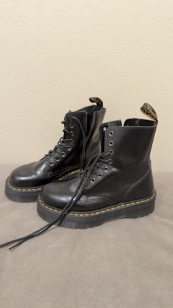 Dr Martens $70 women size 10