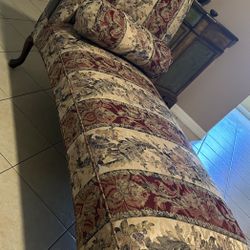 Chaise Lounge 