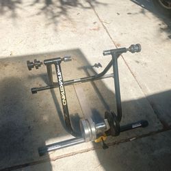 Blackburn Mag trackstand Bicycle Trainer