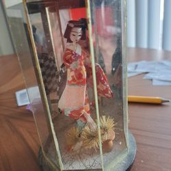 Vintage Japanese Geisha