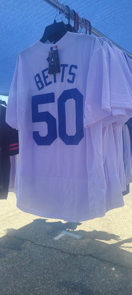 Dodger Kershaw Jersey 2T for Sale in Tulare, CA - OfferUp