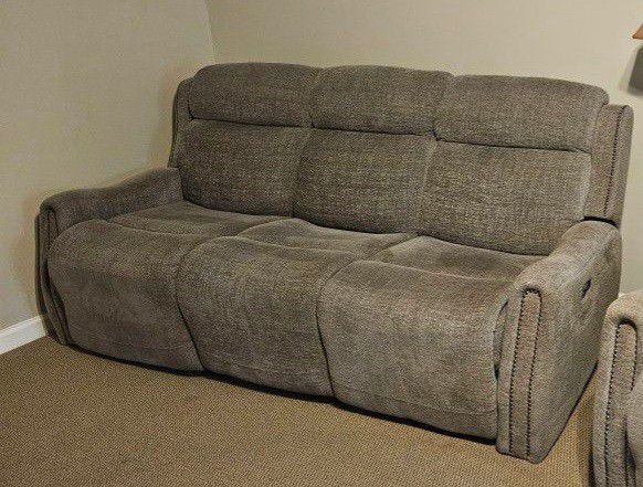 Power reclining console loveseat and sofa 