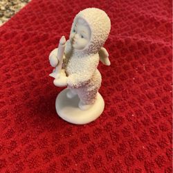 Dept 56 Snowbabies Holding A Candle