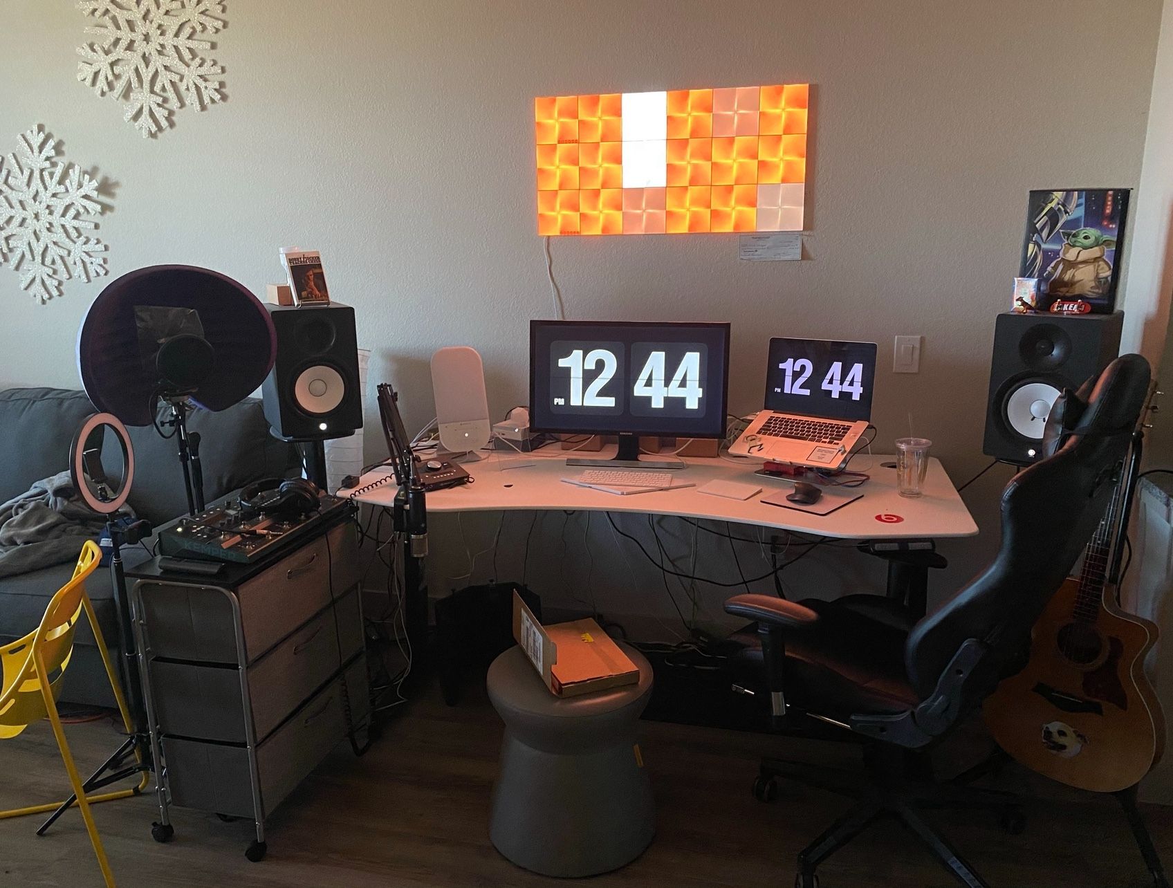 70” Desk Motorized Standing/Sitting