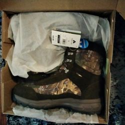 Men's Boots New In Box Two Sizes Available - 11 Or 13